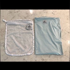 Ollie swaddle with laundry bag